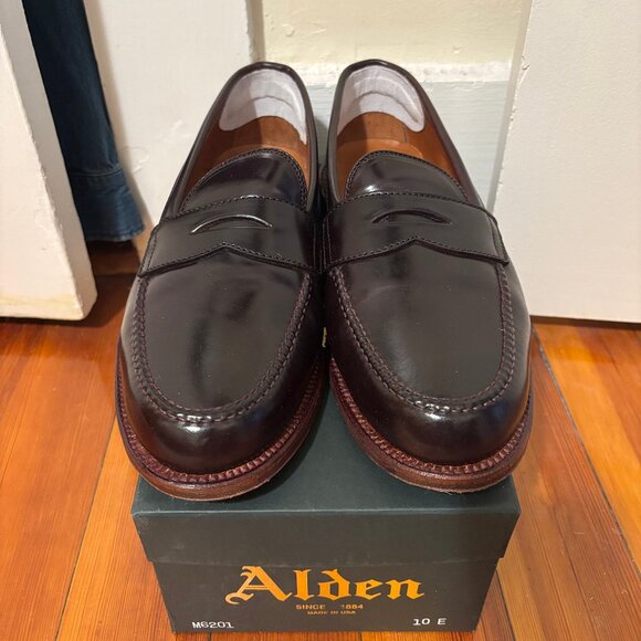 Alden "University" 986A Loafer in color 8 shell cordovan, 10 E - Picture 1 of 9